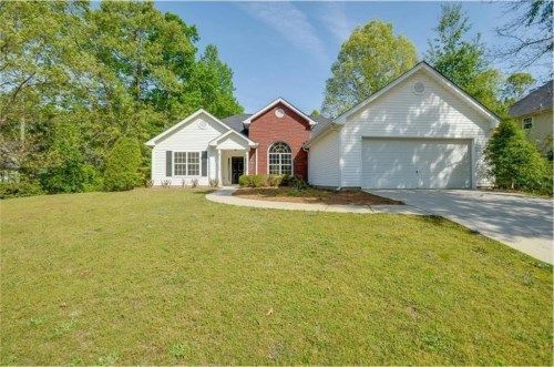 1360 Princeton View Court, Loganville, GA 30052