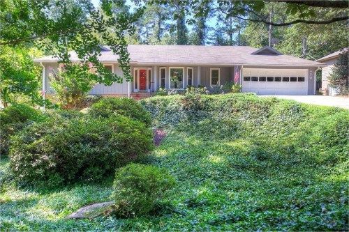 430 Knoll Woods Drive, Roswell, GA 30075