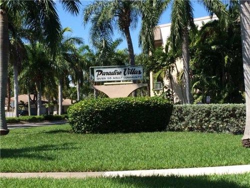 581 BLUE HERON DR # 304 B, Hallandale, FL 33009