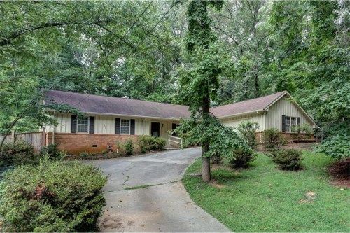 4570 Kings Point Court, Atlanta, GA 30338