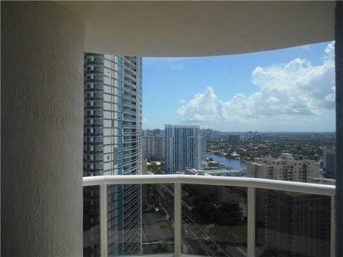 1800 S OCEAN DR # 2905, Hallandale, FL 33009