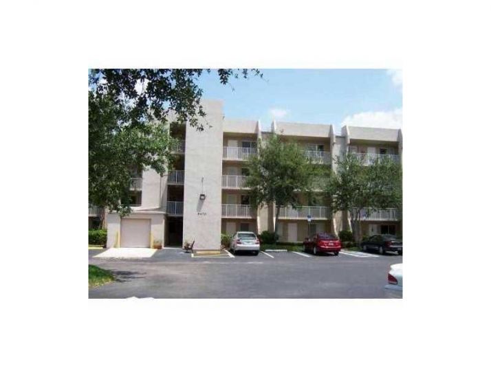 9470 Tangerine Pl # 301, Fort Lauderdale, FL 33324