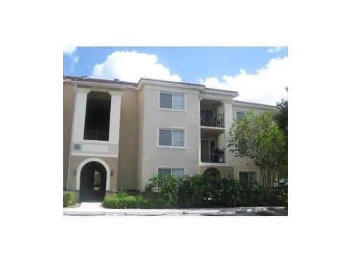 2496 Centergate Dr # 203, Hollywood, FL 33025