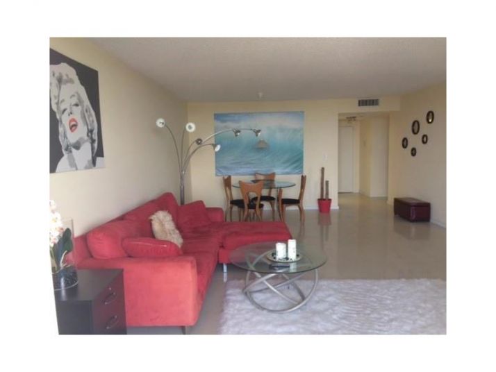 2500 PARKVIEW DR # 810, Hallandale, FL 33009