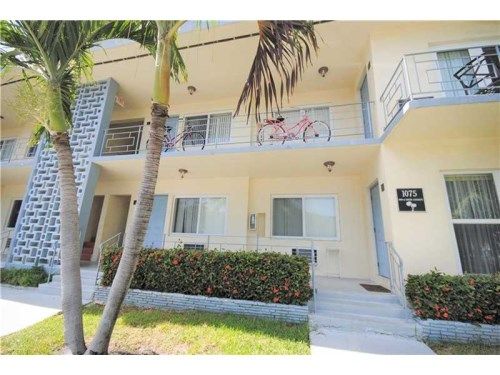 1075 101 ST # 4, Miami Beach, FL 33154