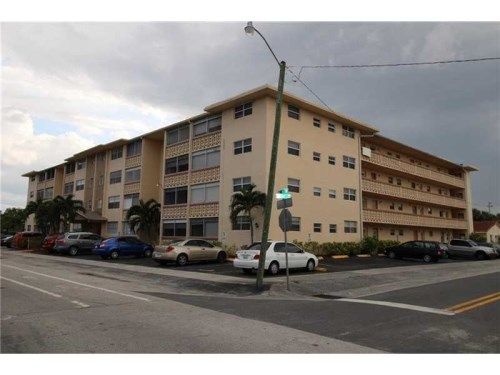 211 NE 8th Ave # 208, Hallandale, FL 33009