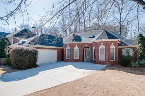 1580 Turtle Pond Drive, Hoschton, GA 30548