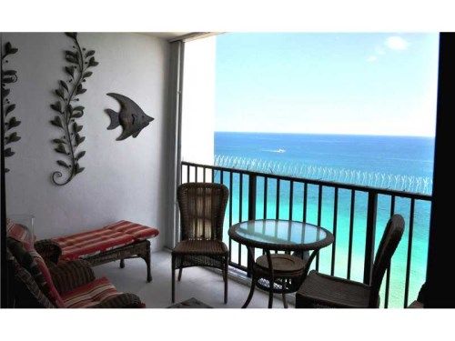 2301 S OCEAN DR # 2501, Hollywood, FL 33019