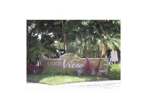 2803 N Oakland Forest Dr # 205, Fort Lauderdale, FL 33309