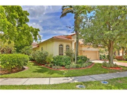 7391 NW 17th Ct, Hollywood, FL 33024