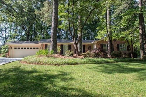 2945 Blackwood Road, Decatur, GA 30033