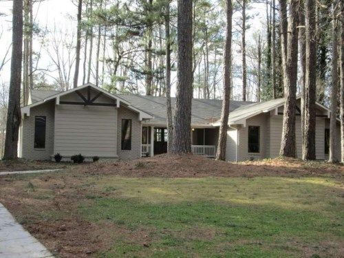 3854 Hunting Ridge Drive, Lilburn, GA 30047