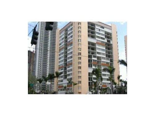 1880 S Ocean Dr # 902, Hallandale, FL 33009