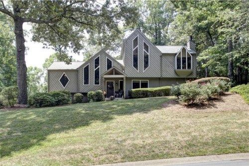 2702 Whitehurst Drive Ne, Marietta, GA 30062