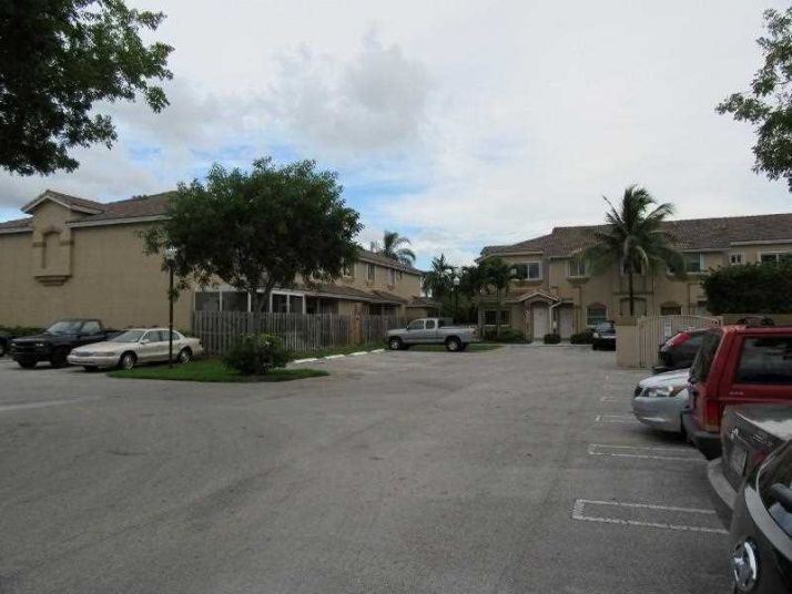 2203 SE 23rd Ave # 2203, Homestead, FL 33035