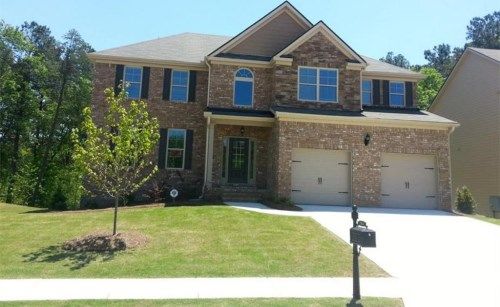 561 Stonebranch Drive, Loganville, GA 30052