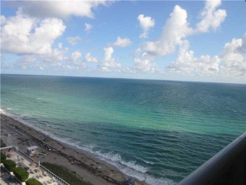 1830 S Ocean Dr # 1912, Hallandale, FL 33009