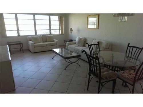 215 SE 3rd Ave # 401D, Hallandale, FL 33009