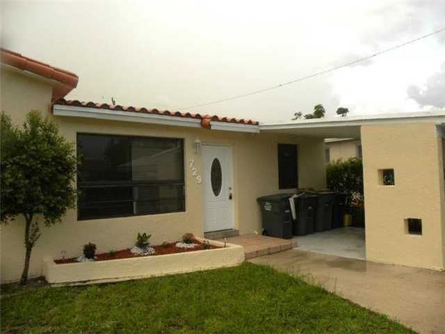 729 NW 1st Ct, Hallandale, FL 33009