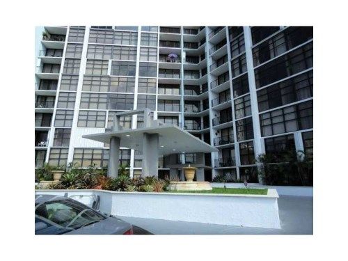 200 Leslie Dr # 411, Hallandale, FL 33009