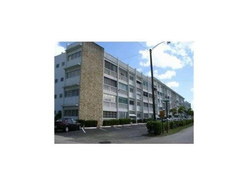 215 SE 3rd Ave # 405C, Hallandale, FL 33009