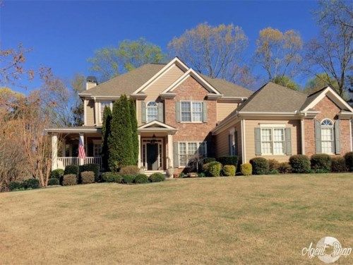 8910 Stone River Drive, Gainesville, GA 30506