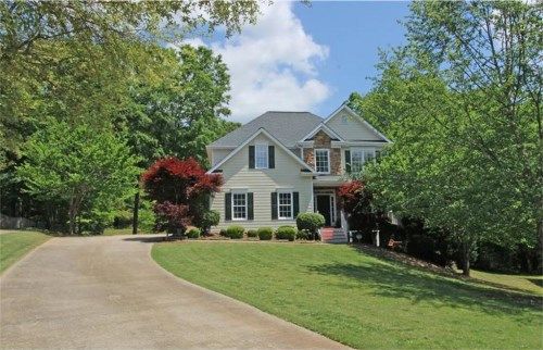 211 Sweetbriar Lane, Canton, GA 30115