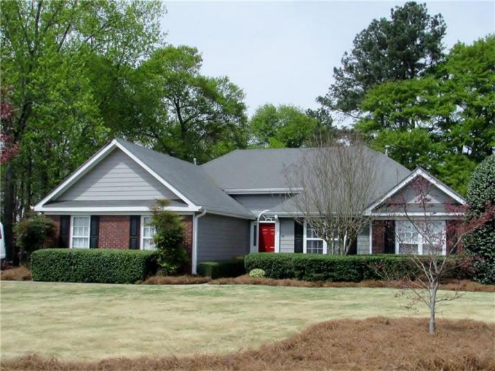 505 Weeping Willow Drive, Loganville, GA 30052