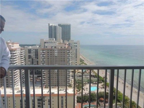 1950 S Ocean Dr # 21H, Hallandale, FL 33009