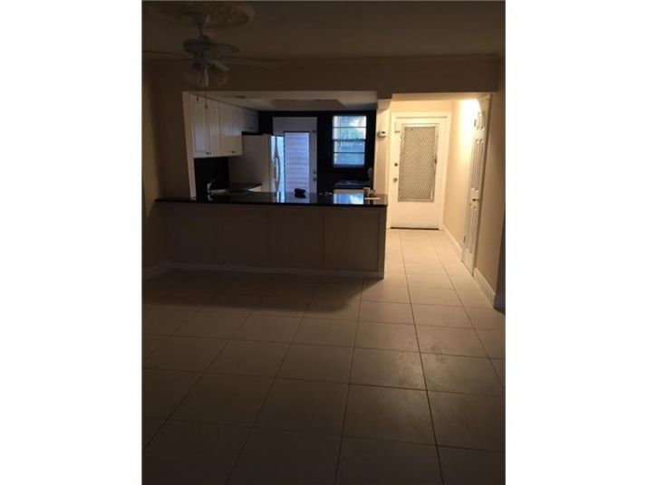 1333 E Hallandale Beach Blv # 143, Hallandale, FL 33009