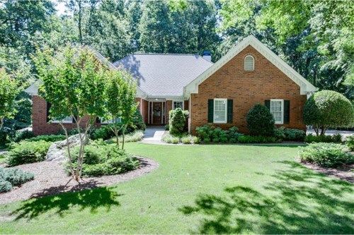 1045 Larosa Drive, Lawrenceville, GA 30043