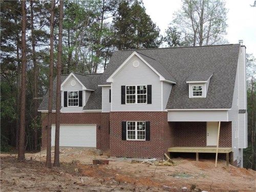 966 Golden Meadows Lane, Loganville, GA 30052