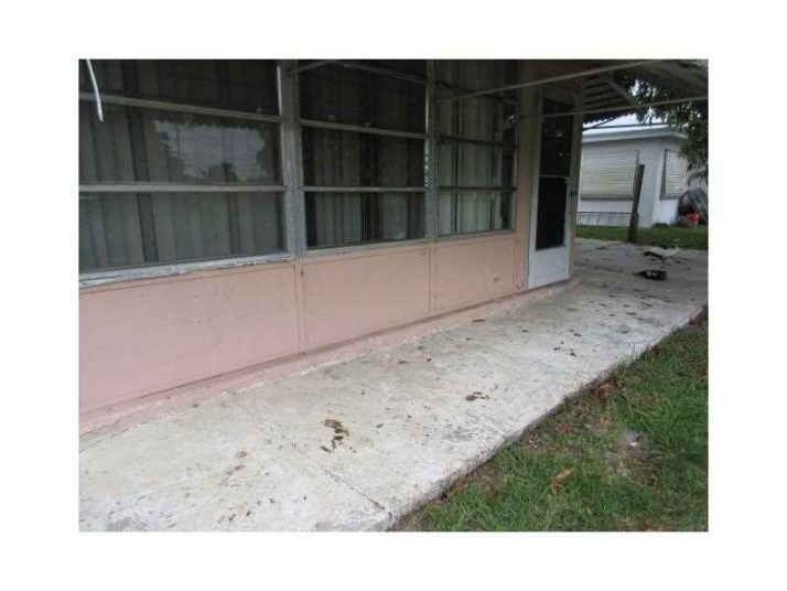 6810 NW 26TH ST, Fort Lauderdale, FL 33313