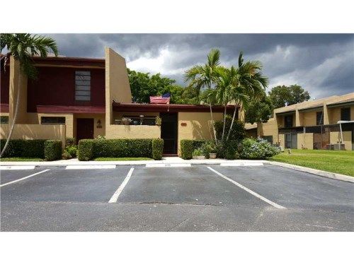 1401 NW 97 TE # 315, Hollywood, FL 33024