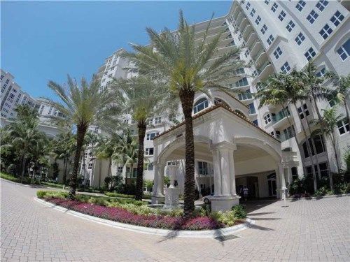 20000 E Country Club Dr # 406, Miami, FL 33180