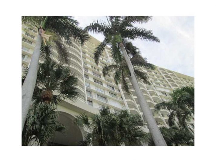 3800 S OCEAN # 425, Hollywood, FL 33019