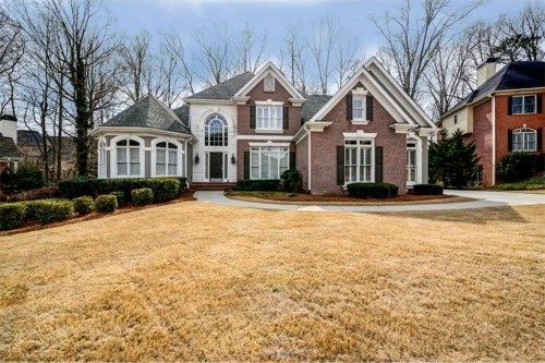 525 W Magnolia Circle, Alpharetta, GA 30005