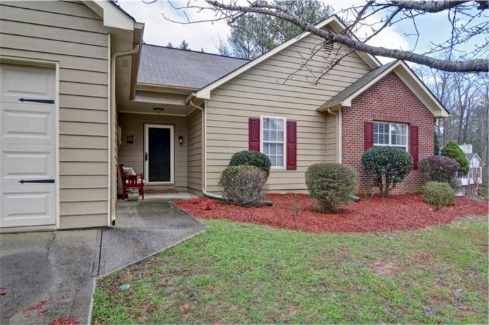 117 Laguna Springs Drive, Woodstock, GA 30188