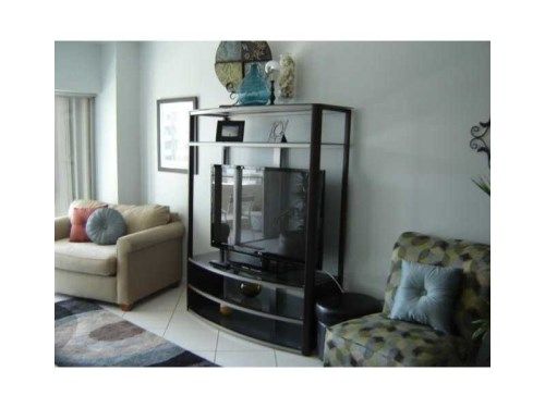 1965 S Ocean Dr # 6P, Hallandale, FL 33009