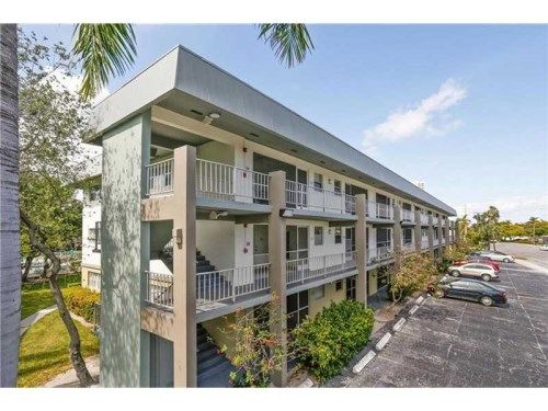 270 Layne Blvd # 315, Hallandale, FL 33009