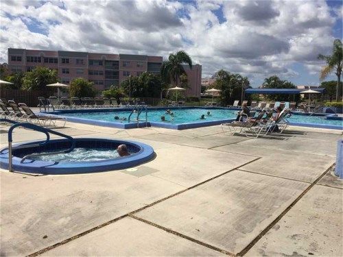 10130 Sunrise Lakes Blvd # 311, Fort Lauderdale, FL 33322