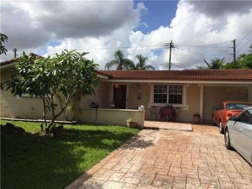 8870 NW 16th St, Hollywood, FL 33024