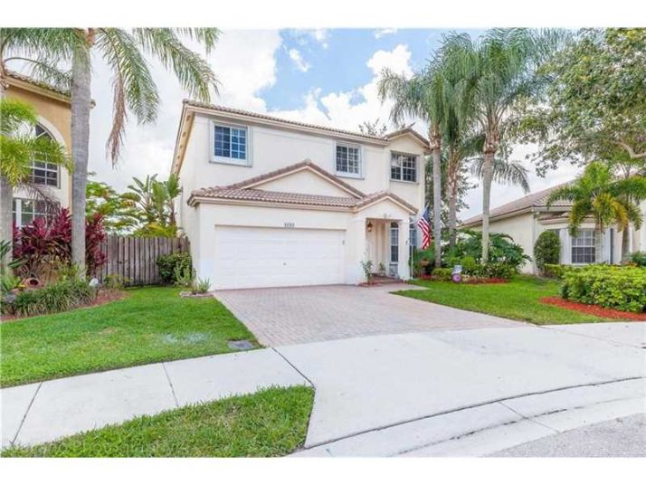 16404 Ruby Lk, Fort Lauderdale, FL 33331