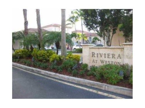 156 Riviera Cir # 18-3, Fort Lauderdale, FL 33326