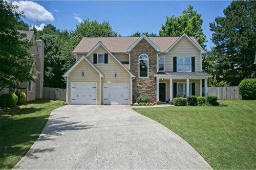 4374 Clairesbrook Lane, Acworth, GA 30101