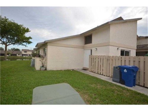 10700 NW 30th Pl # 1, Fort Lauderdale, FL 33322