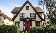 10 Van Cott Ave Hempstead, NY 11550