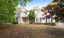 21 Hilltop Ln Manorville, NY 11949