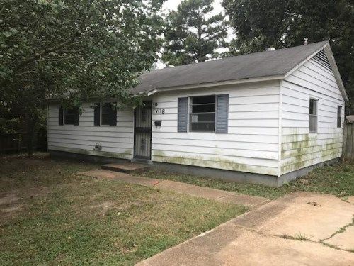 708 Baylor Dr, West Memphis, AR 72301