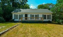 910 Willow St Eden, NC 27288